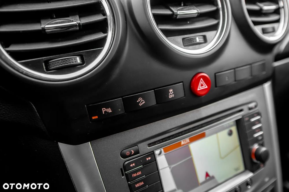 Opel Antara 2.4 4x4 Design Edition - 28