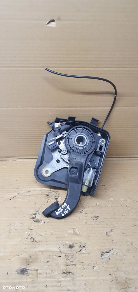 Pedał hamulca postojowego ręcznego Mercedes E-Klasa W211 203420005 A2034201684 - 1