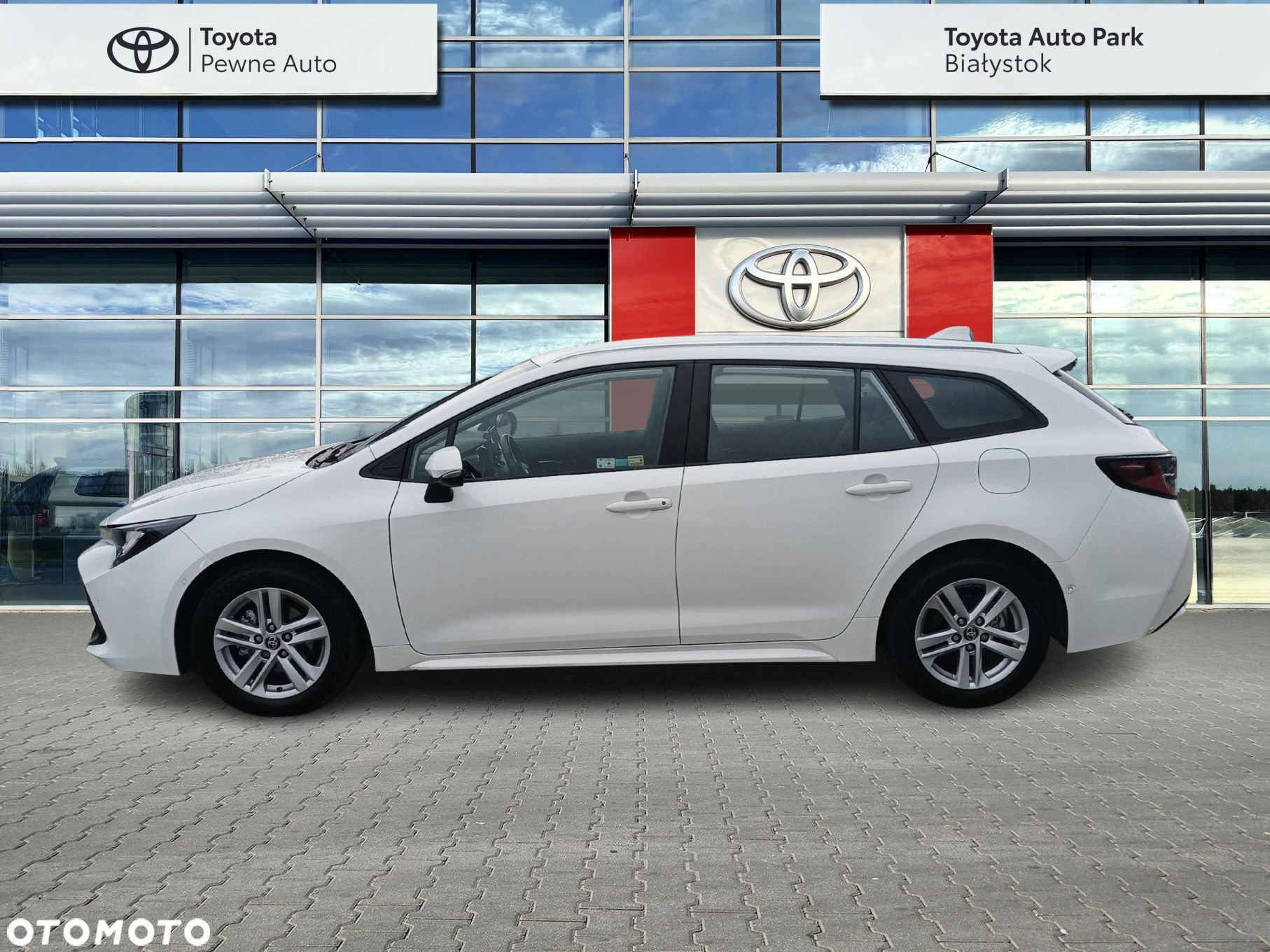 Toyota Corolla 1.8 Hybrid Comfort - 2