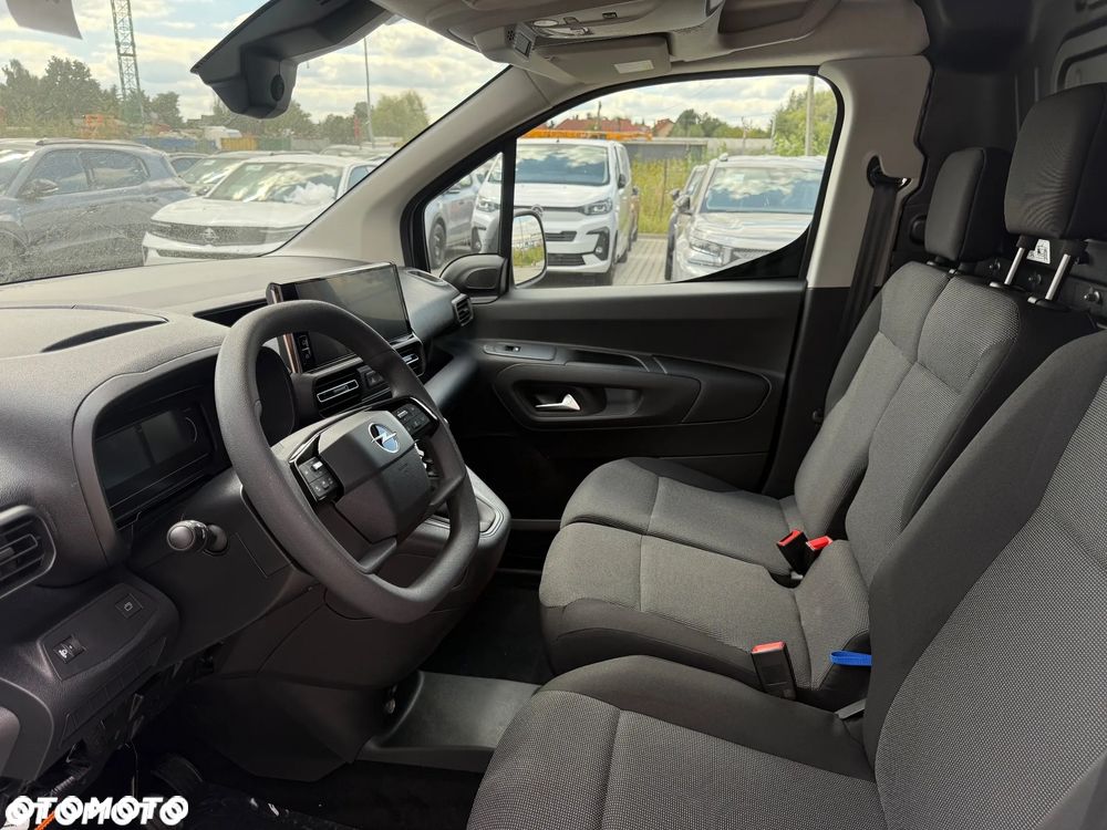 Opel COMBO - 13