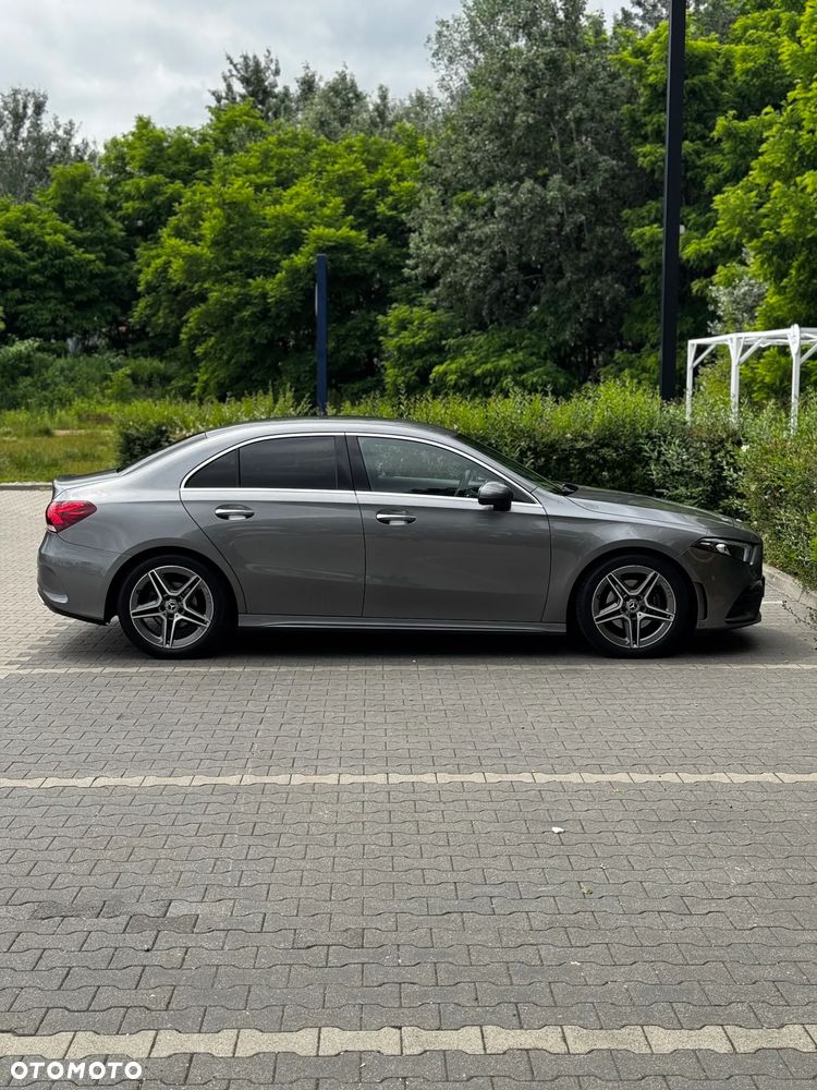 Mercedes-Benz Klasa A 180 d AMG Line 7G-DCT - 4