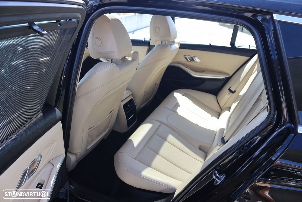 BMW 330 e Line Sport Auto - 39