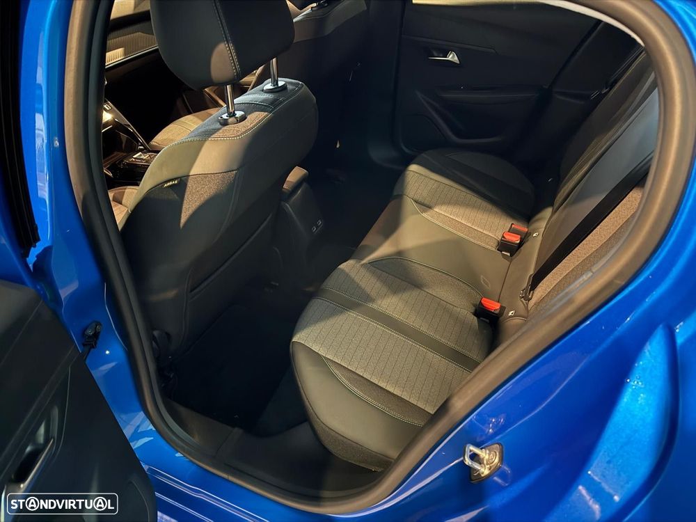 Peugeot e-208 50 kWh Active Pack - 5