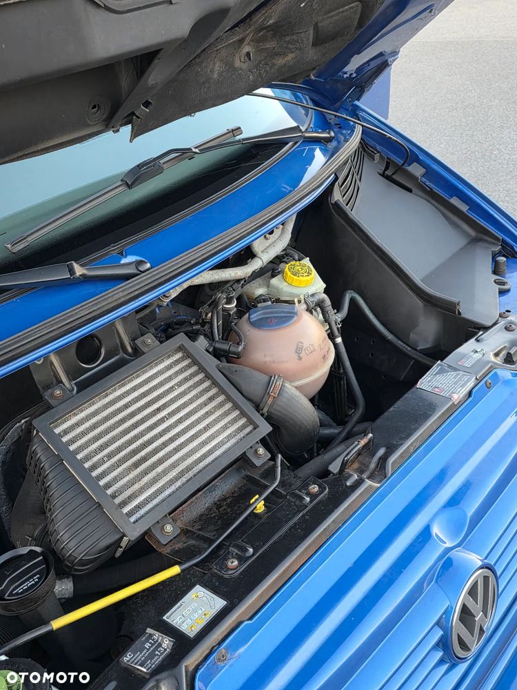 Volkswagen Multivan - 14