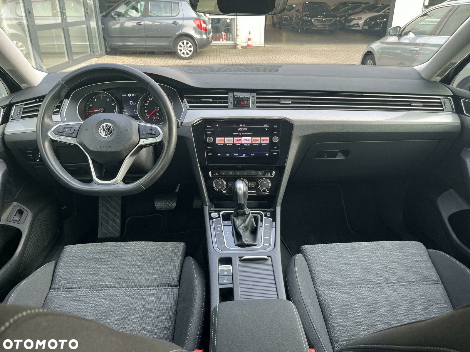 Volkswagen Passat 1.5 TSI EVO Business DSG - 18