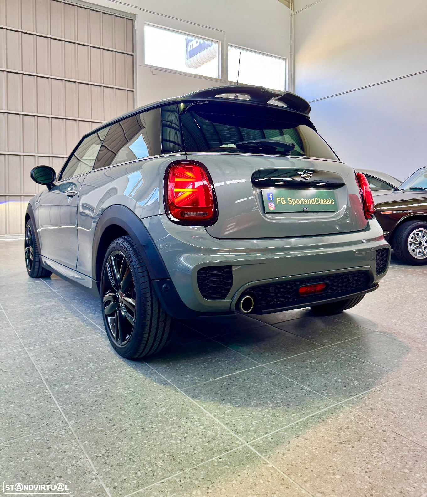 MINI 3 Portas One D - 5