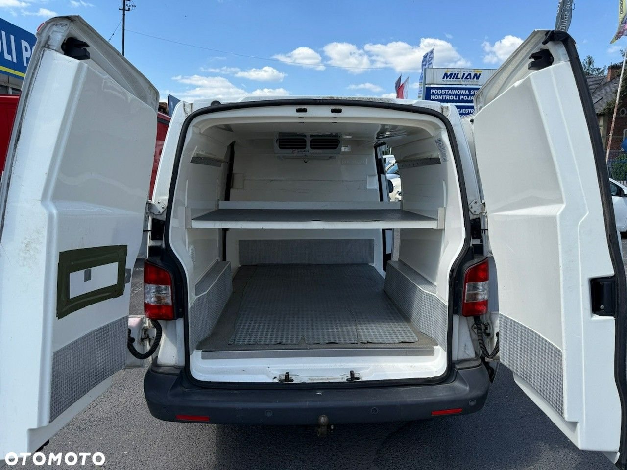 Volkswagen Transporter - 14