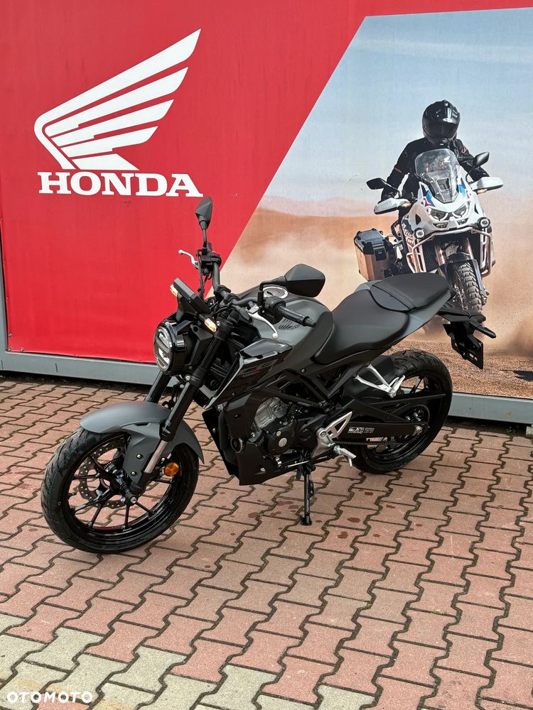 Honda CB - 8