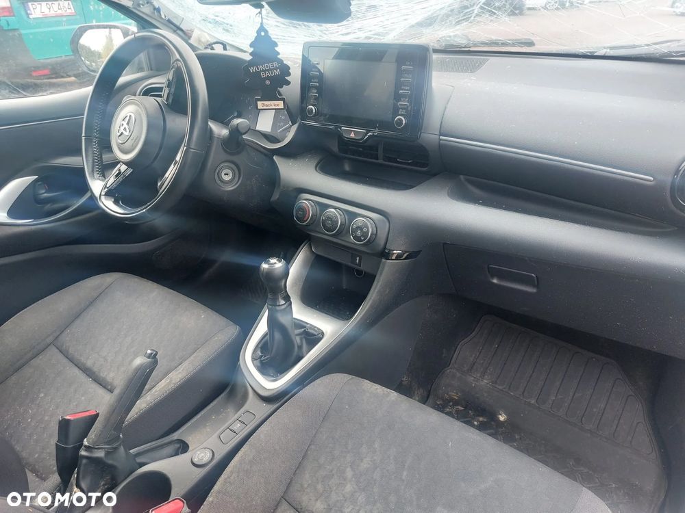 Toyota Yaris 1.0 Active - 10