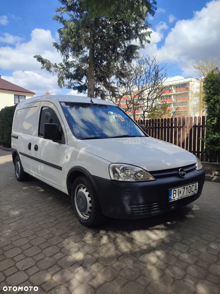Opel Combo - 1