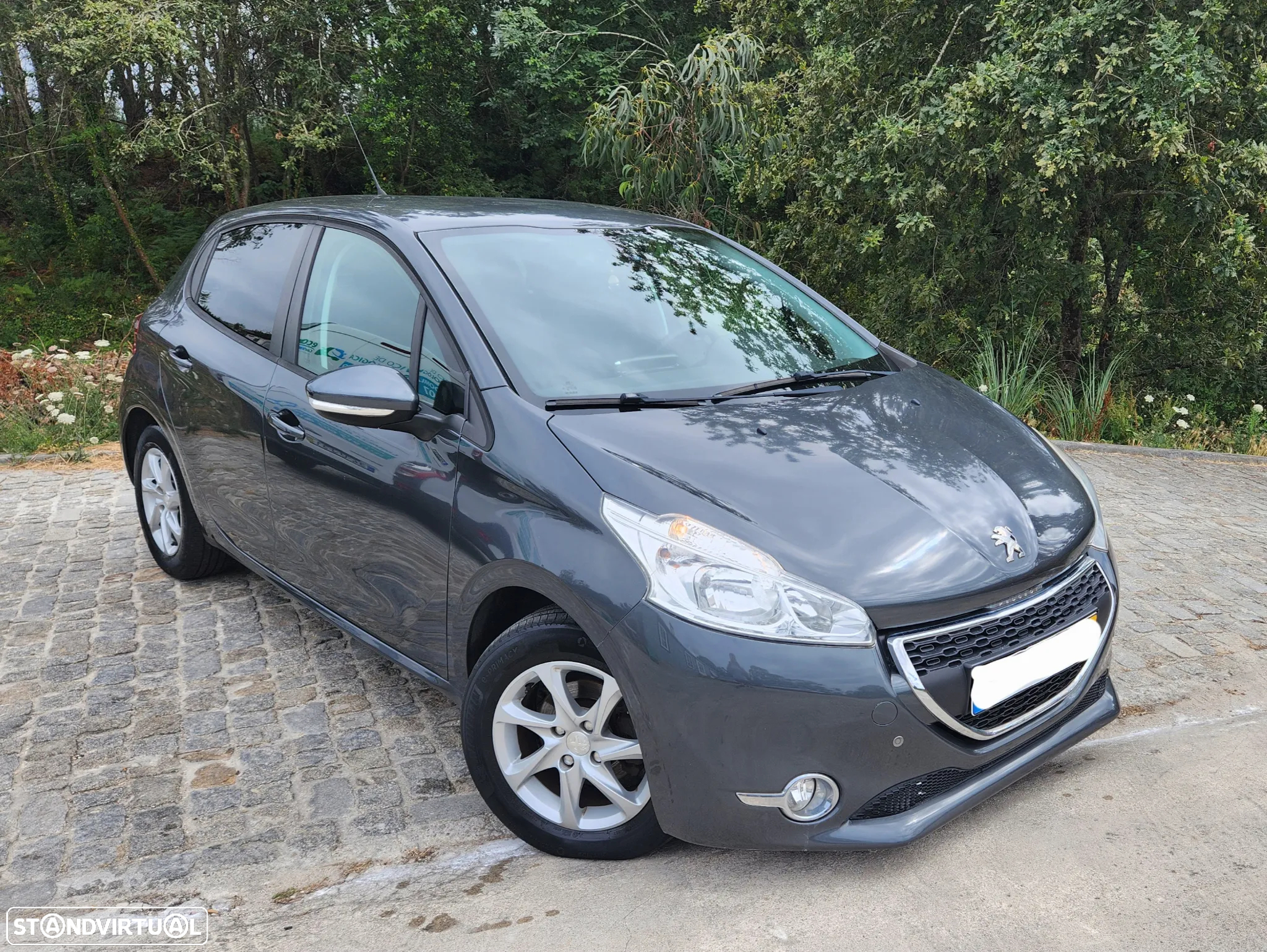 Peugeot 208 1.2 VTi Allure - 3
