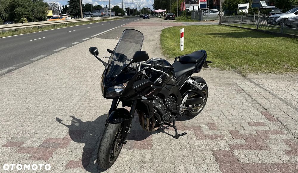 Yamaha FZ - 4