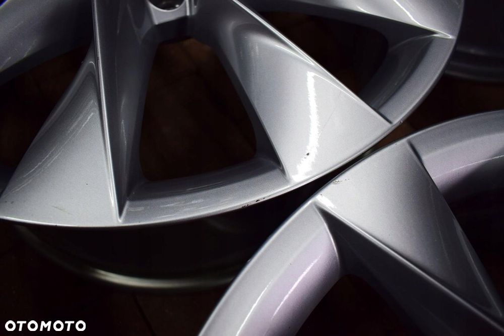 SKODA 19 Enyaq iV SuperB Octavia IV 5LA Nowy Model Oryginał - 10