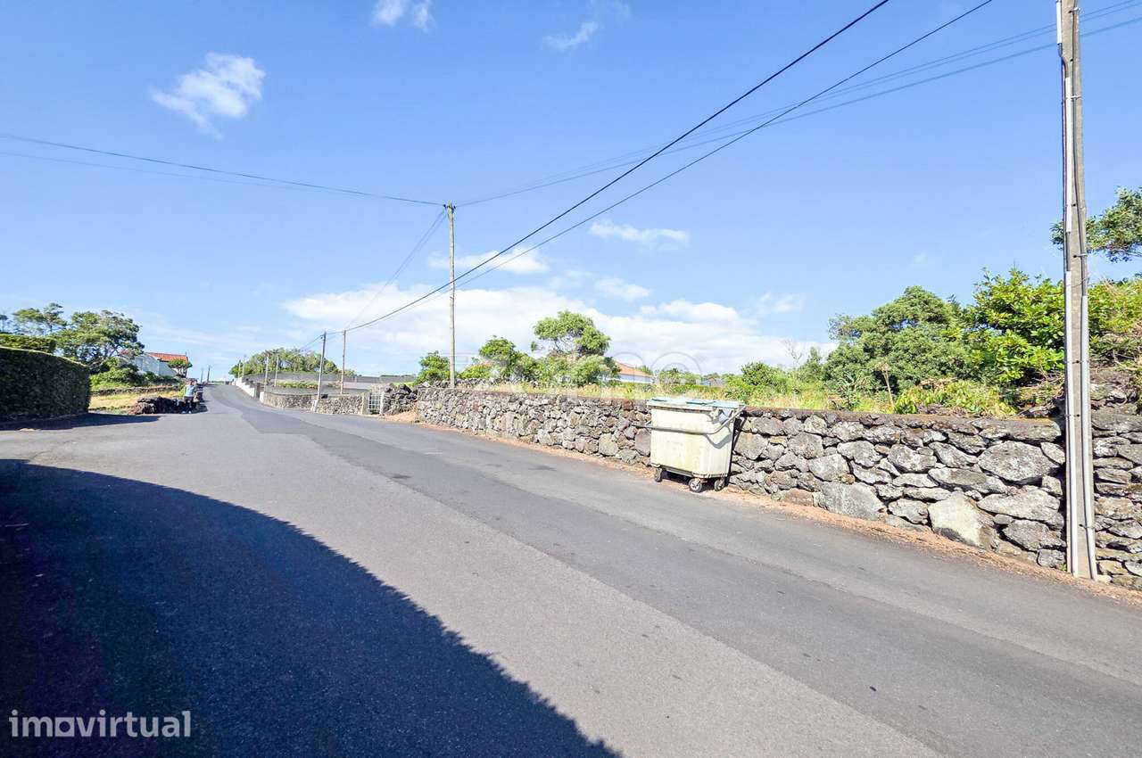 Terreno com 1.254,5 m2 na Madalena - Grande imagem: 2/17