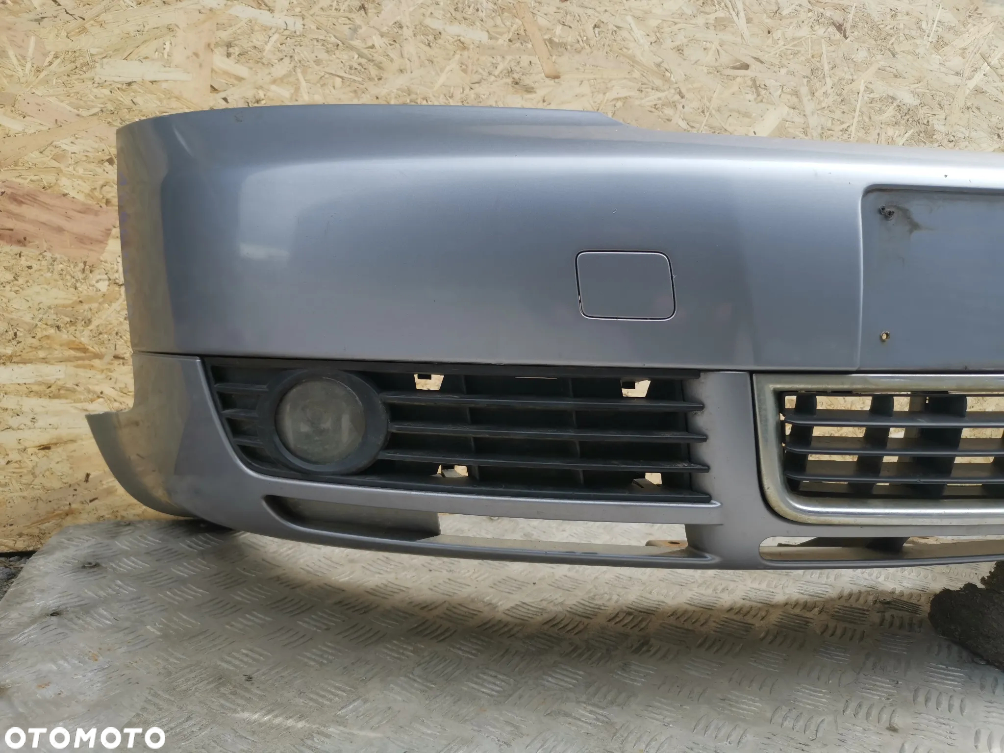 Zderzak przedni Audi A4 B6 LY7H - 4