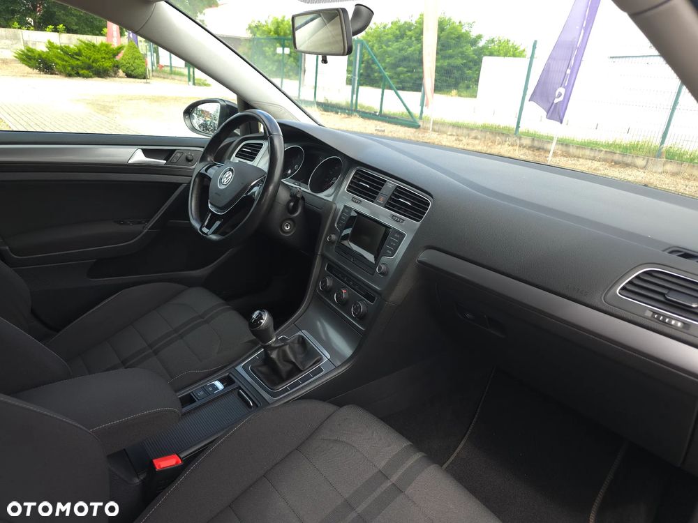 Volkswagen Golf 1.2 TSI BMT Trendline - 15