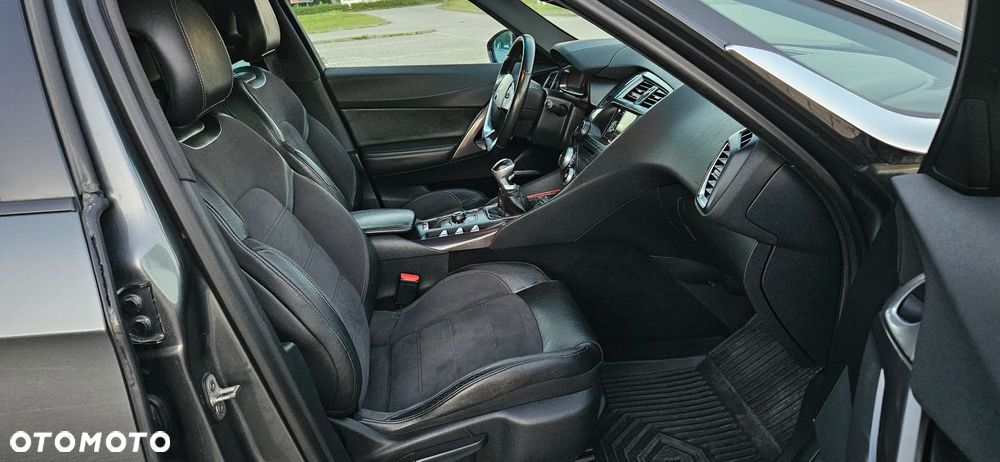 Citroën DS5 BlueHDi 150 Sport Chic - 11