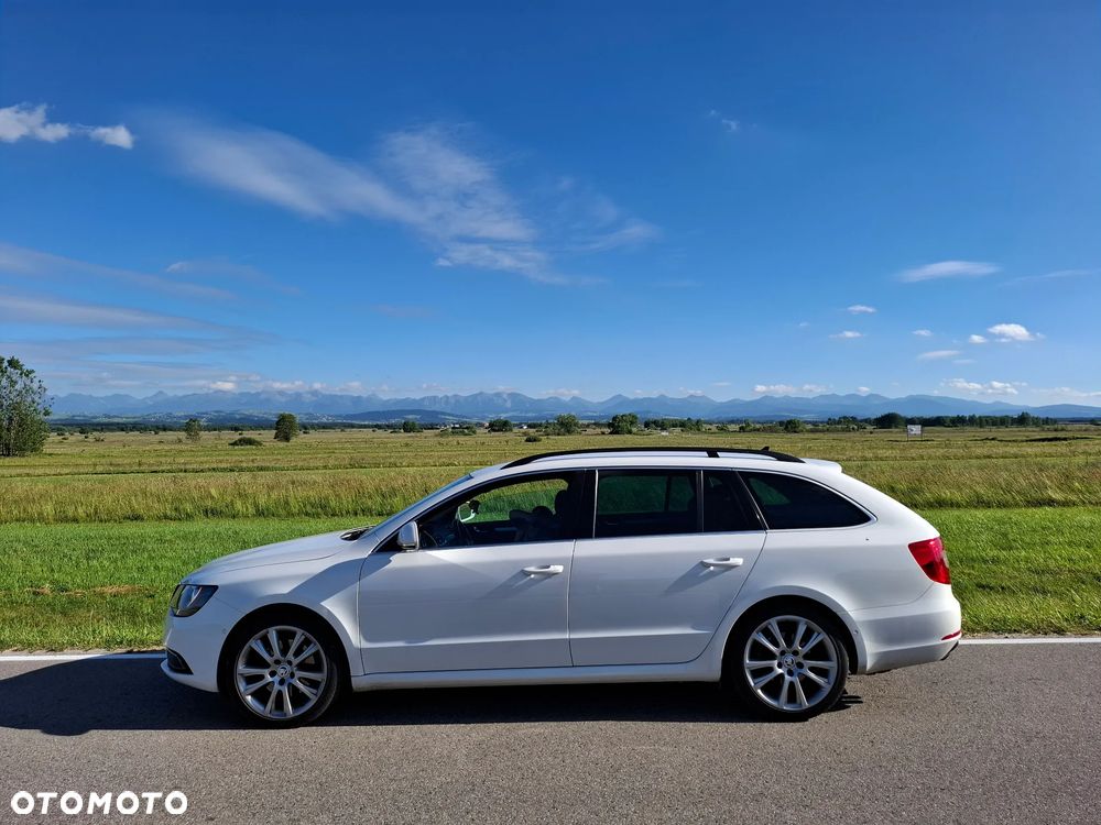 Skoda Superb 2.0 TDI Green tec Elegance - 8