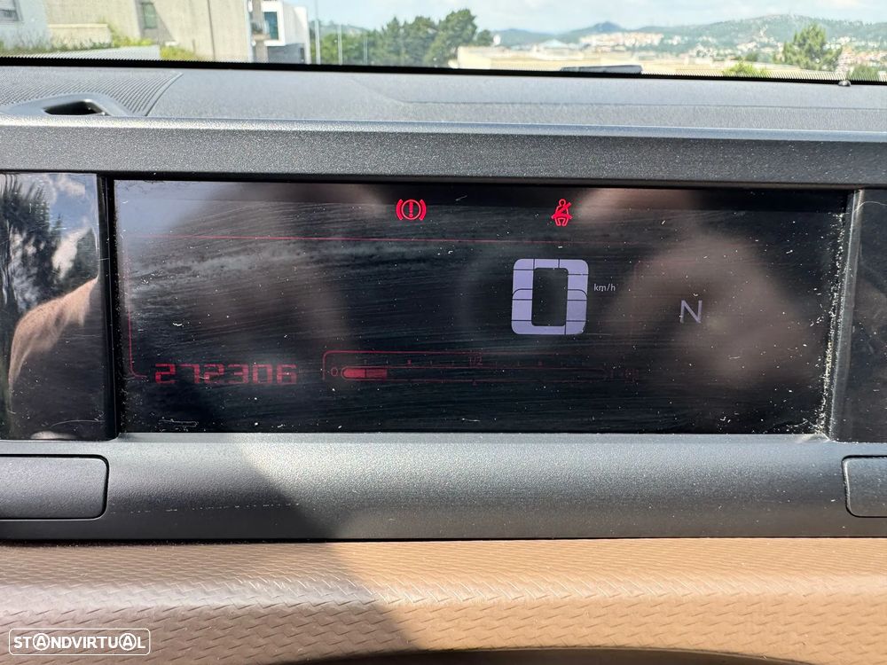 Citroën C4 Cactus 1.6 e-HDi Feel Ed.Silver ETG6 - 23