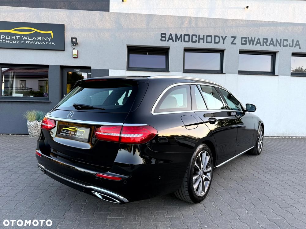 Mercedes-Benz Klasa E 220 d Business Edition 9G-TRONIC - 4