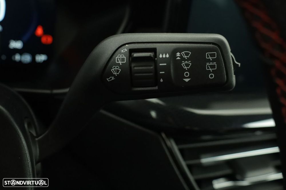 Ford Focus 1.0 EcoBoost MHEV ST-Line X Aut. - 17