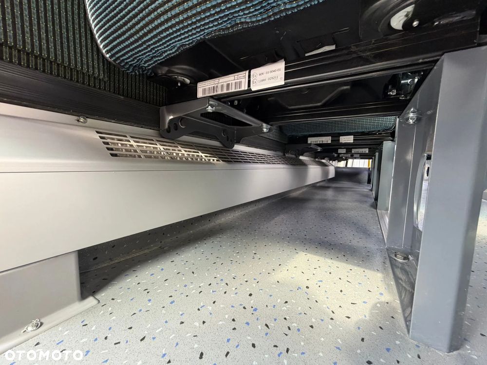 Mercedes-Benz Sprinter CITY - 33