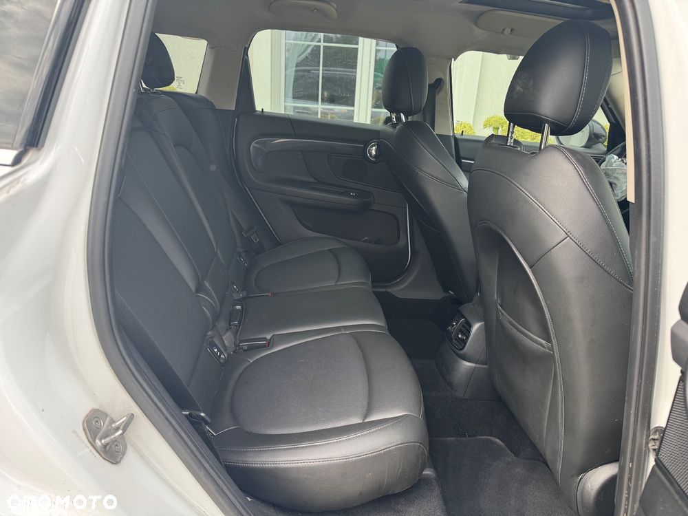 MINI Countryman S ALL4 Classic Trim - 10