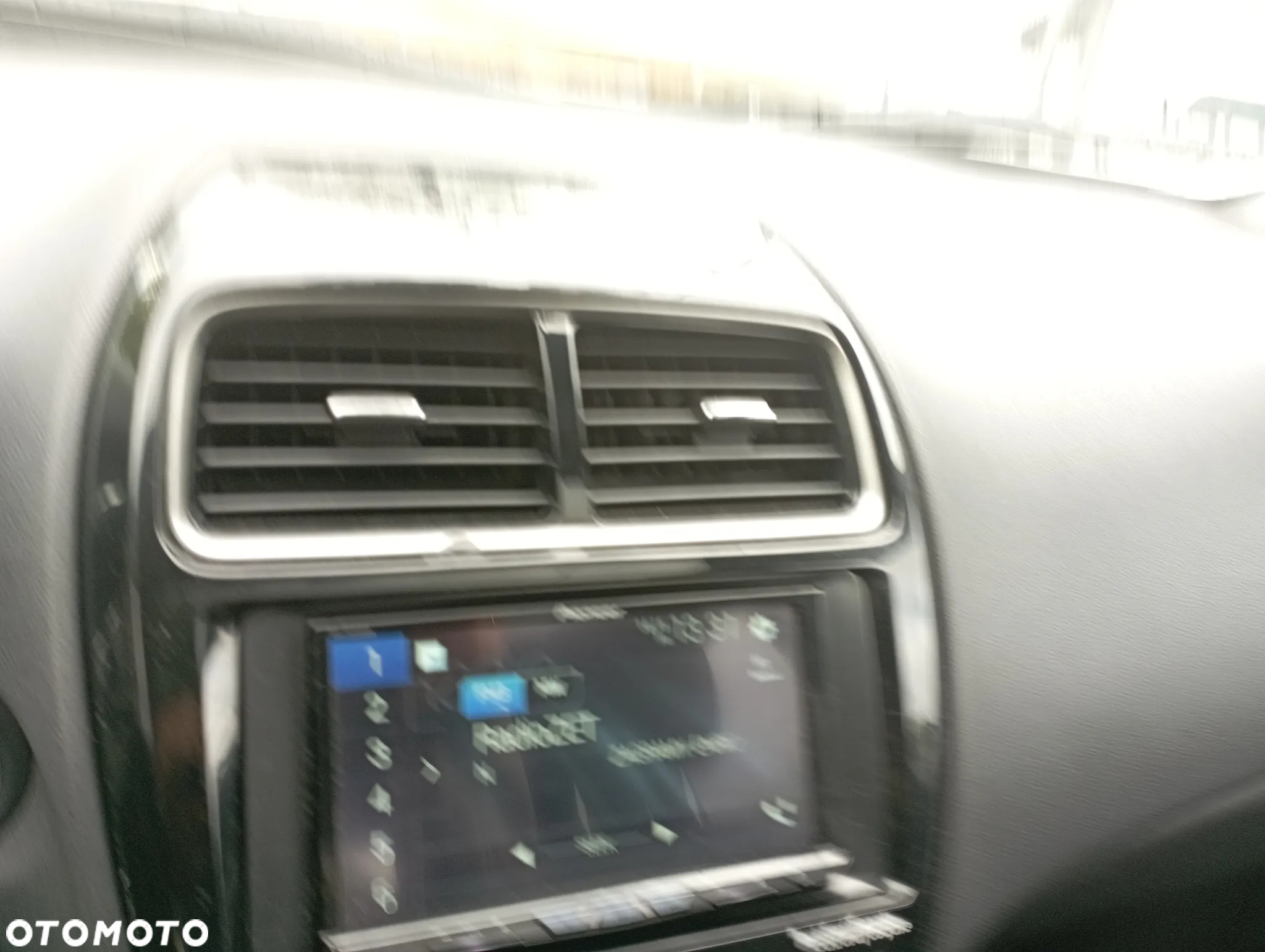 Mitsubishi ASX 1.6 Instyle - 13