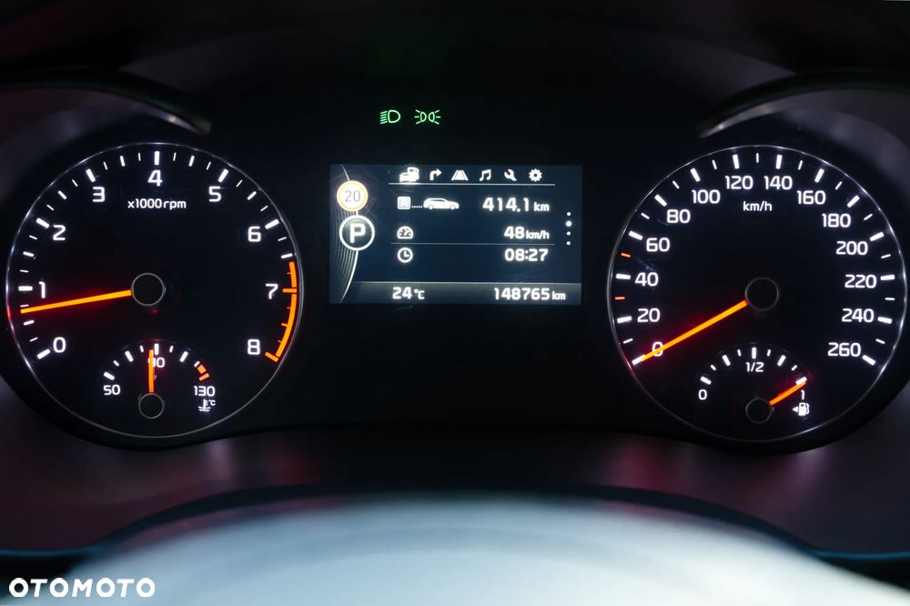 Kia Optima 2.0 L - 15