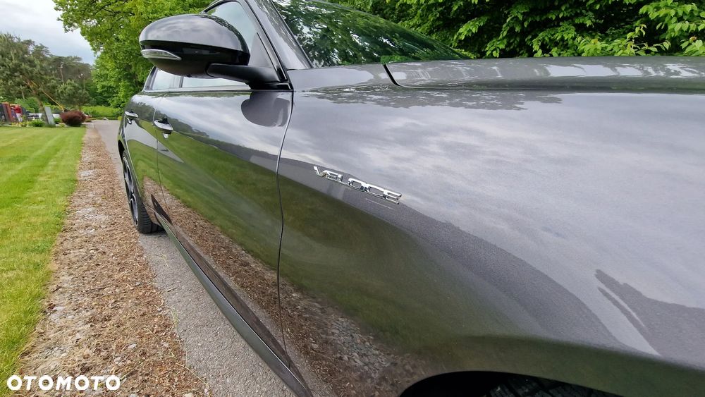 Alfa Romeo Giulia 2.0 Turbo Veloce Q4 - 16