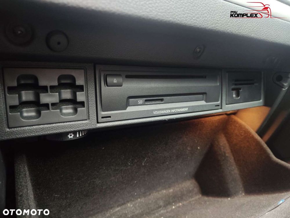 Volkswagen Golf - 20