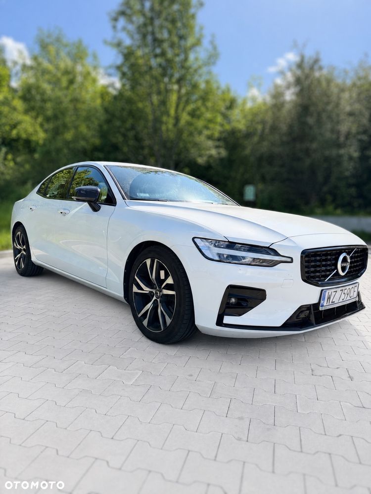 Volvo S60 B4 B R-Design - 4