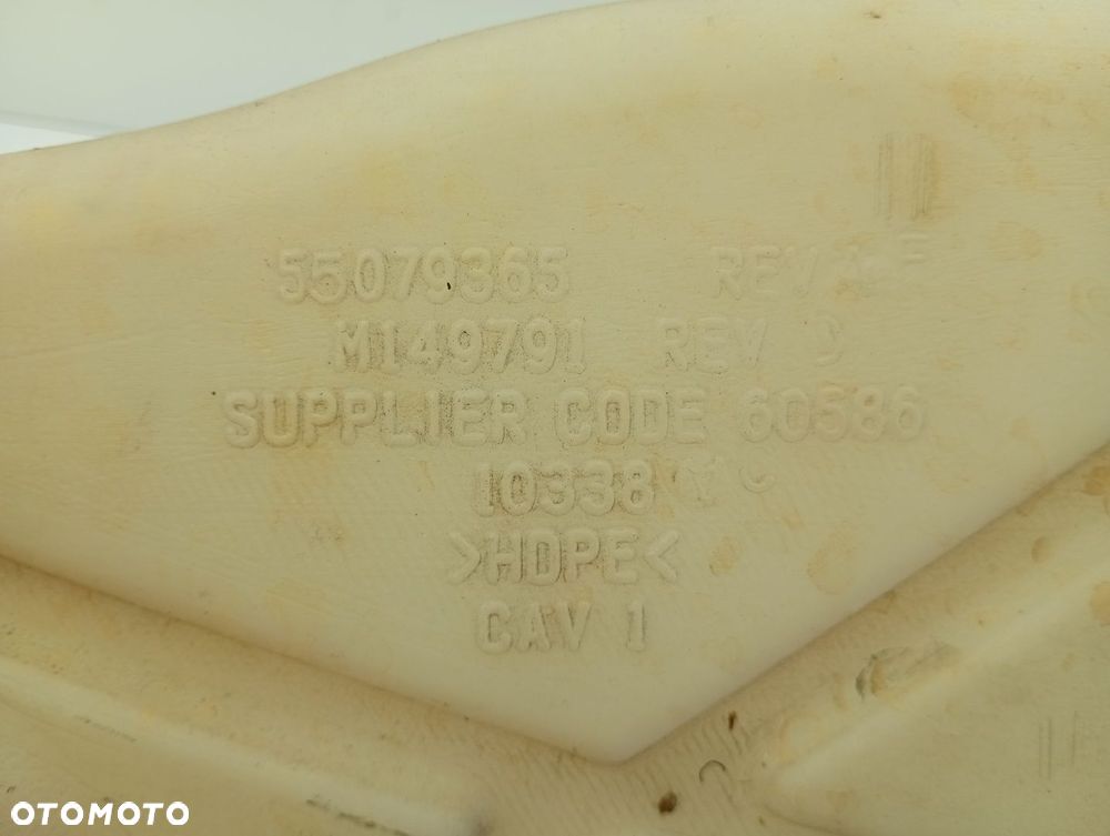 Zbiorniczek Płynu Spryskiwaczy Pompka 55079365 Dodge Durango Iii 2014- - 6