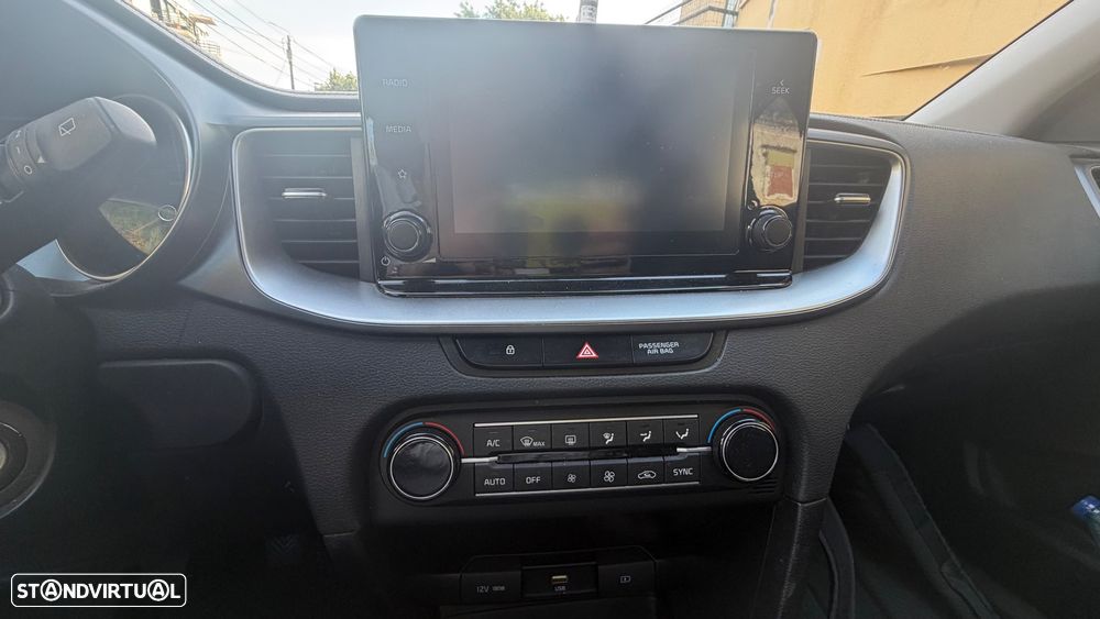 Kia Ceed SW - 16