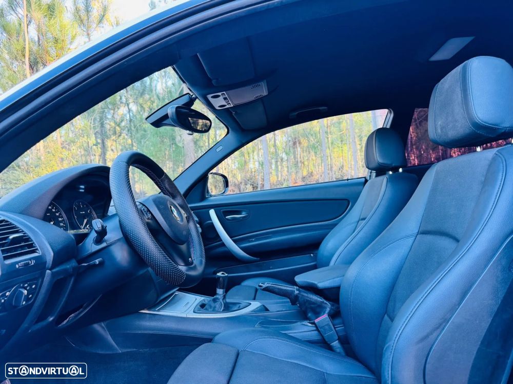 BMW 118 d Pack M - 17