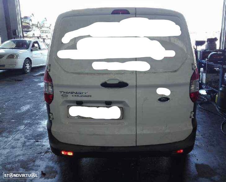 Ford Transit Courier 2015 para peças - 1