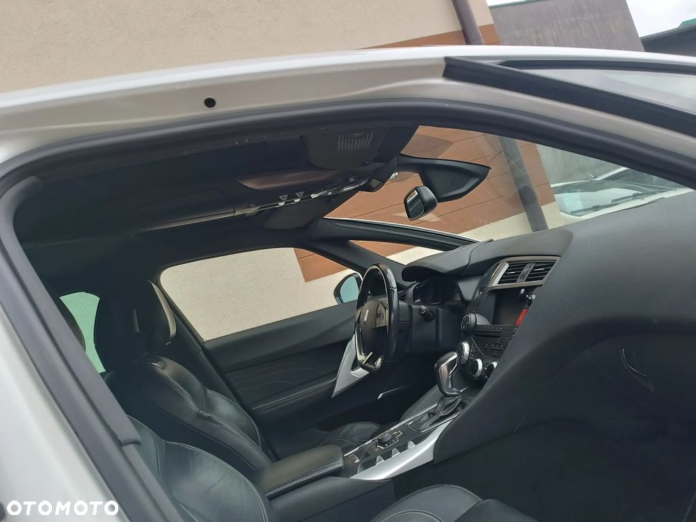 Citroën DS5 HDi 165 SportChic - 18