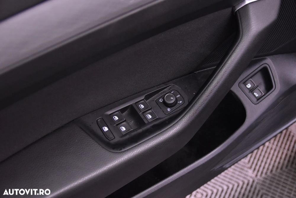 Volkswagen Passat - 14