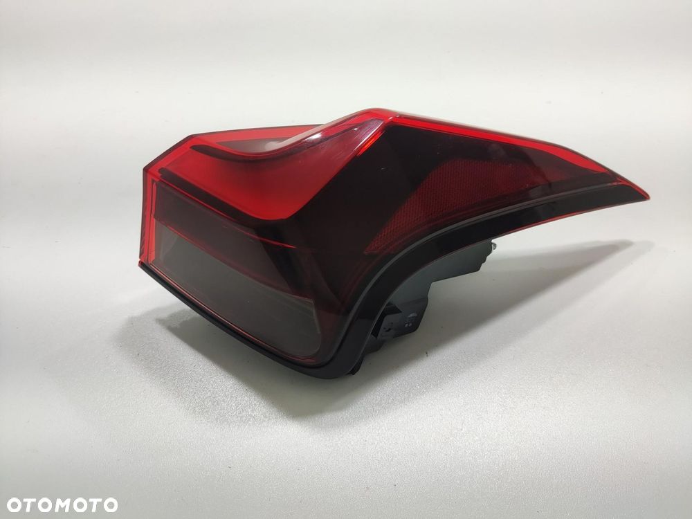 LAMPA PRAWA PRAWY TYŁ BŁOTNIKA LEXUS UX 2018-2021 EUROPA - 2