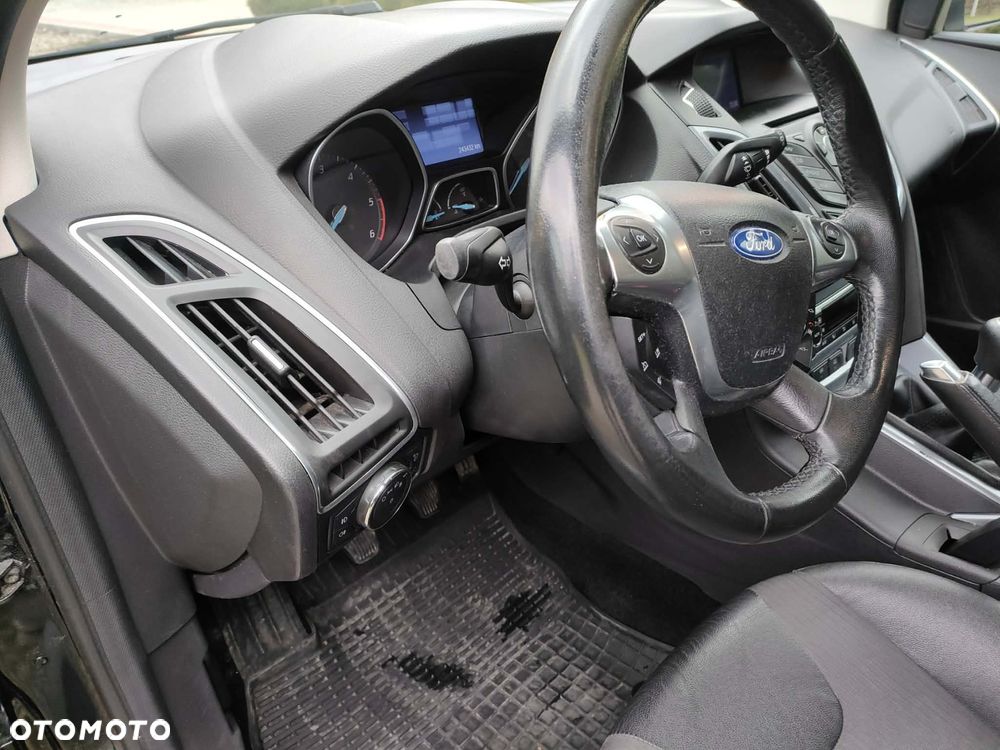 Ford Focus 2.0 TDCi Sport - 24