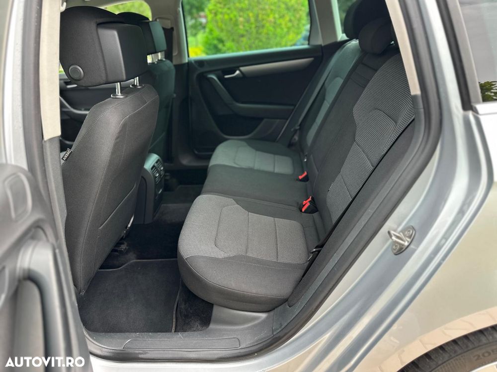Volkswagen Passat 2.0 TDI Comfortline DPF - 33