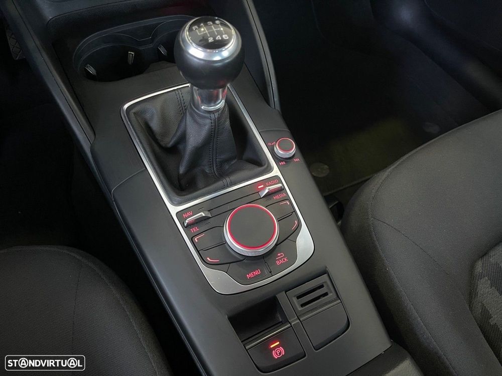Audi A3 Sportback 1.6 TDI Advance - 5