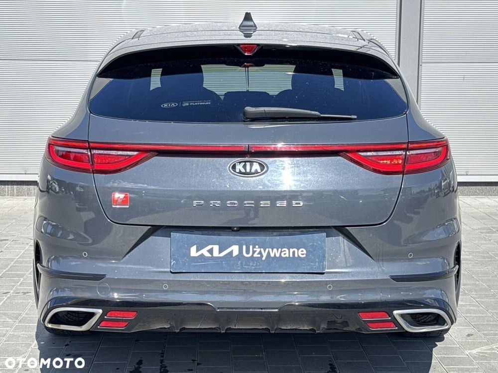 Kia ProCeed 1.6 T-GDI GT DCT - 13