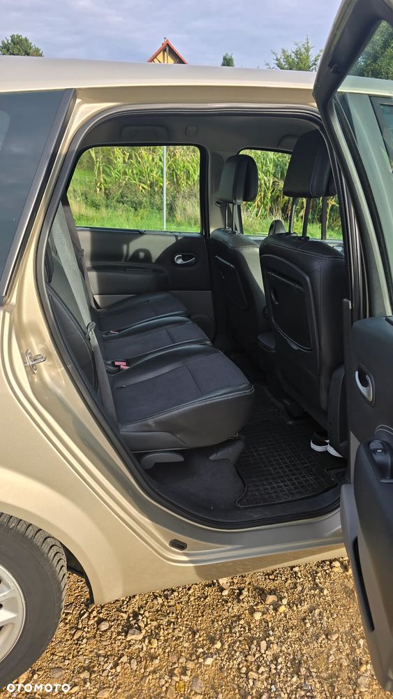 Renault Scenic - 13