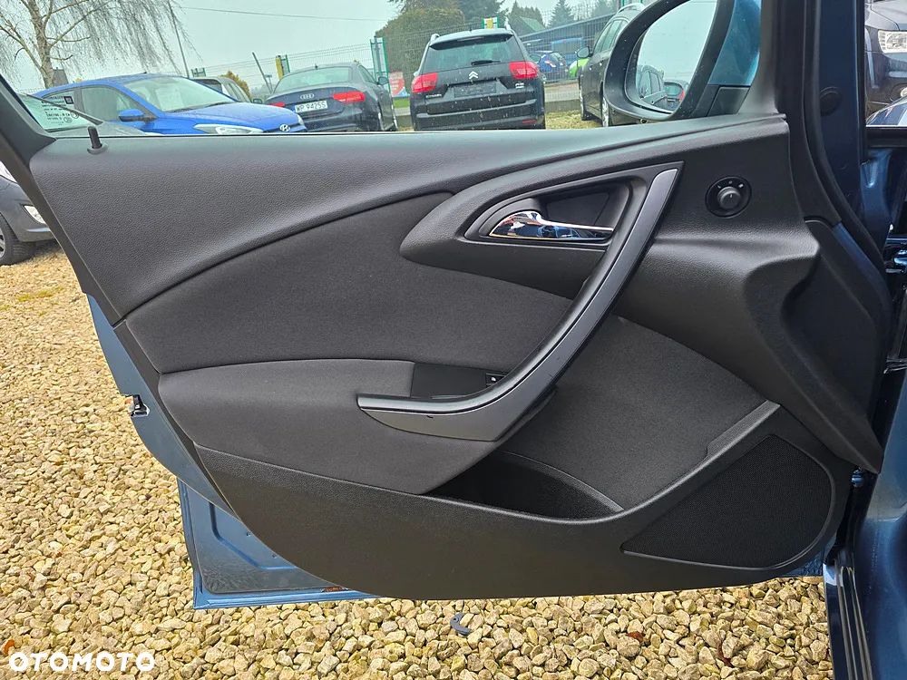 Opel Astra 1.4 Turbo Cosmo - 13