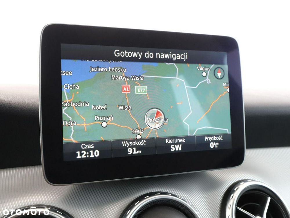 Mercedes-Benz GLA 180 7G-DCT Urban - 25