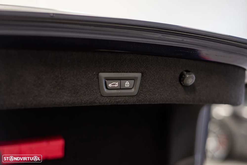 BMW 740 d xDrive Pack M - 31