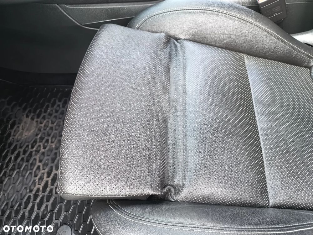 Opel Astra 1.4 T Elite S&S - 19