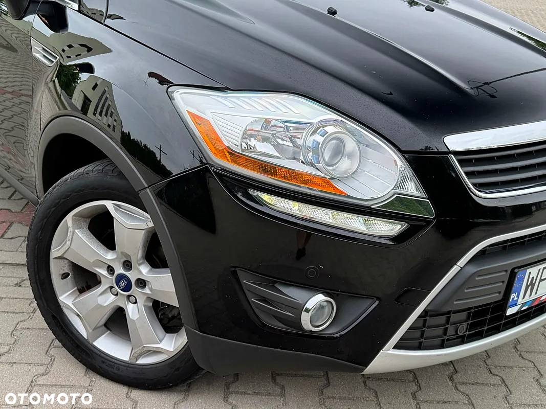 Ford Kuga 2.0 TDCi 2x4 Titanium - 27