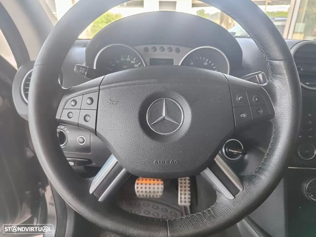 Mercedes-Benz ML 320 CDi - 27
